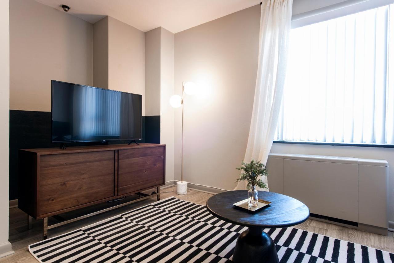 Abode Downtown Louisville - 4Th St Live Экстерьер фото